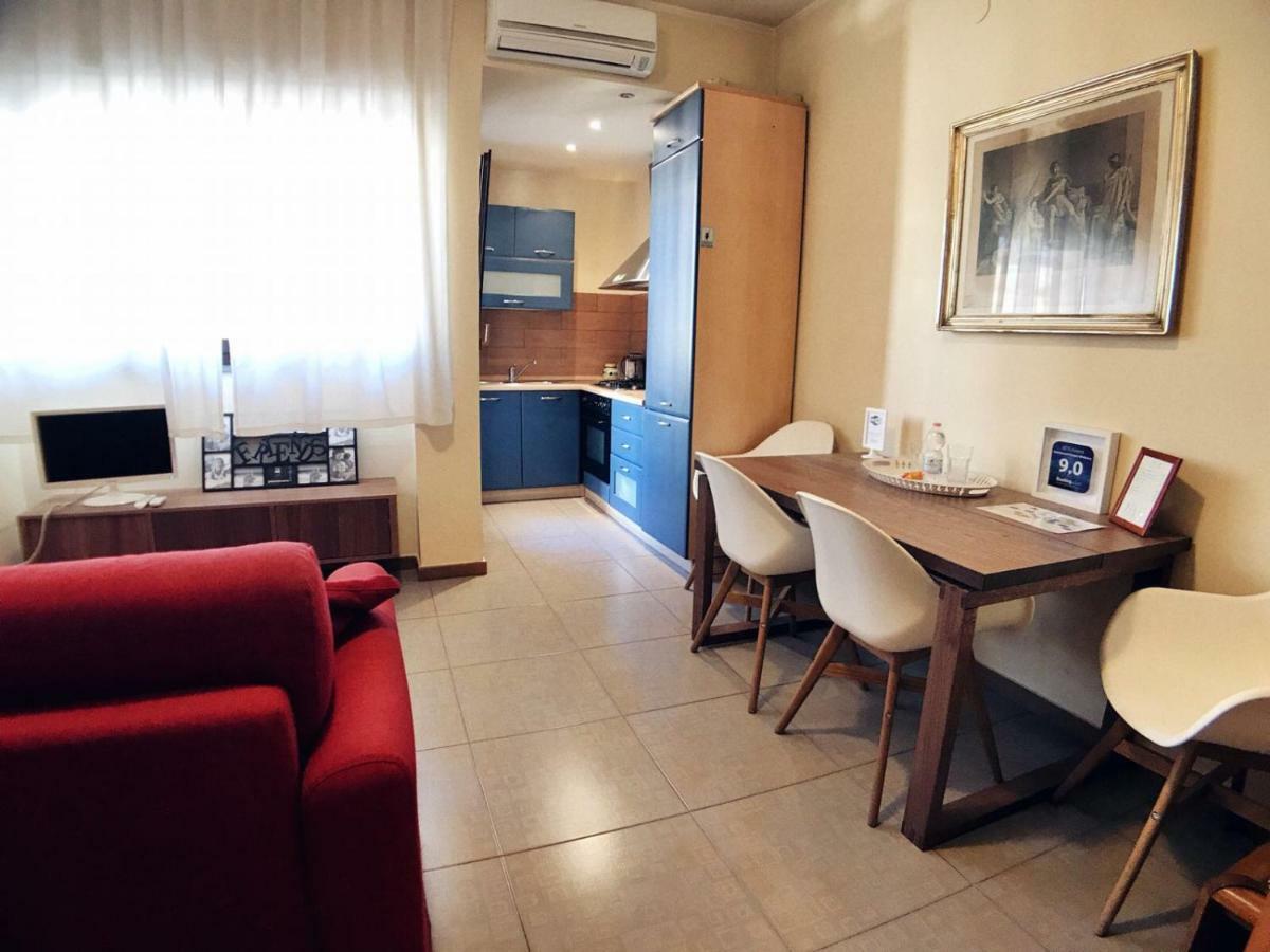 Domi Apartments Wellness Pompeii Rom bilde
